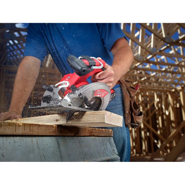 Circular Saw w/Rafter Hook; Bare Tool MILWAUKEE M18 FUEL 61/2