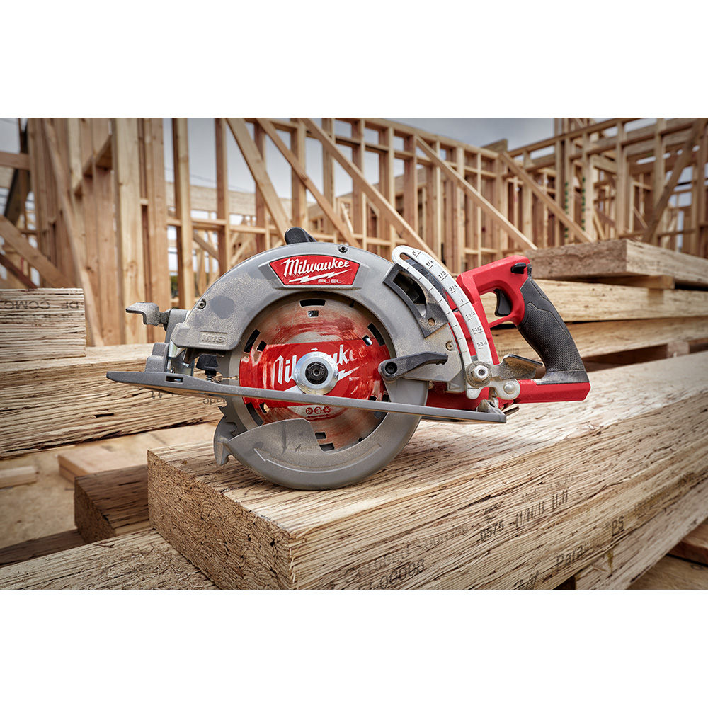 MILWAUKEE M18 FUEL 71/4" Circular Saw Rear Handle (Worm Drive) BARE