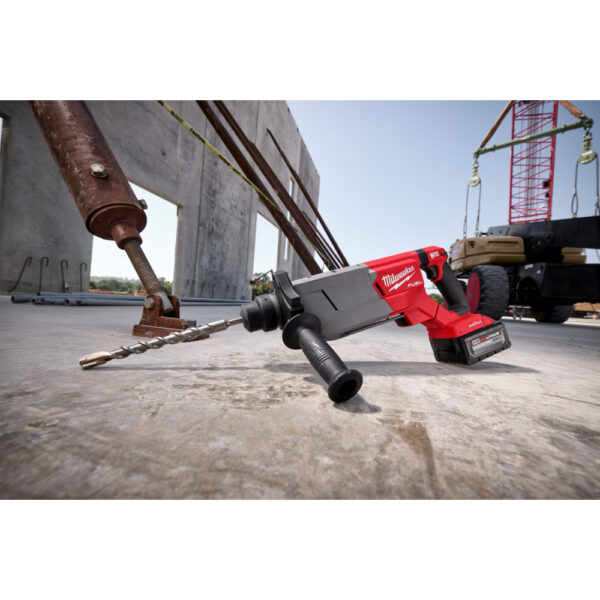 MILWAUKEE M18 FUEL™ 1-1/4&quot; SDS Plus D-Handle Rotary Hammer (Tool Only) 7
