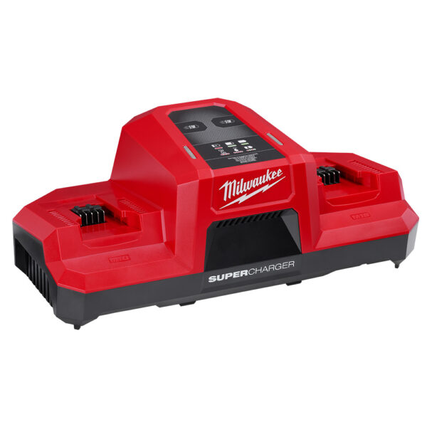 MILWAUKEE M18™ Dual Bay Simultaneous Super Charger 1