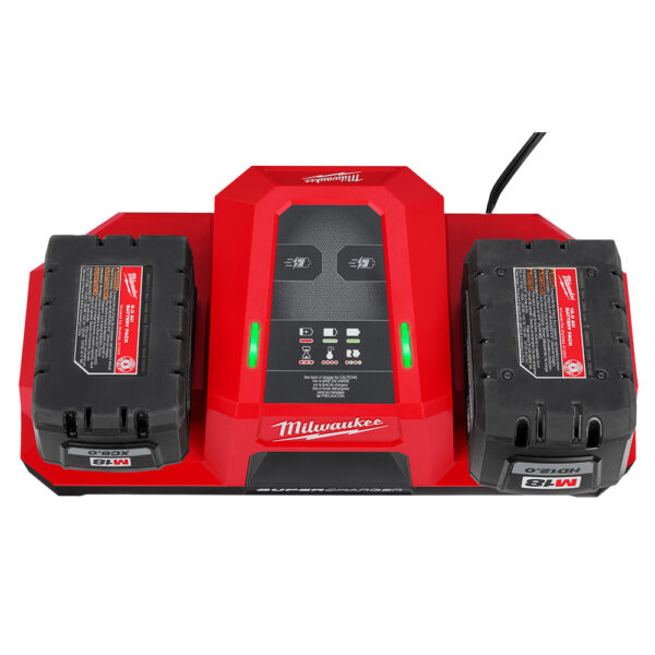 MILWAUKEE M18™ Dual Bay Simultaneous Super Charger 2