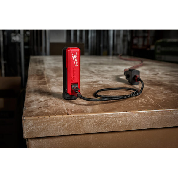 MILWAUKEE REDLITHIUM™ USB Charger &amp; Portable Power Source Kit 7