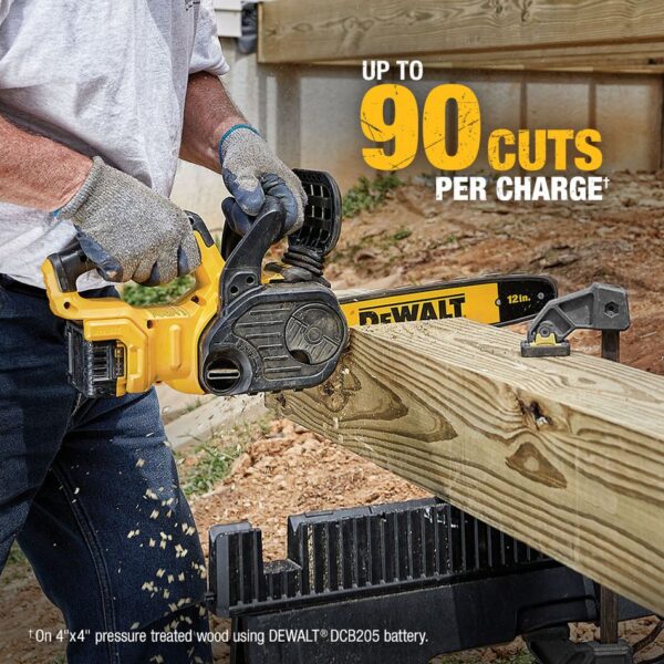 DEWALT 20V MAX* XR® Compact 12 in. Cordless Chainsaw Kit 6