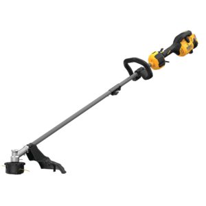 Get the flexibility and trimming power needed to finish the job with the DEWALT 60V MAX* Attachment Capable StringTrimmer.