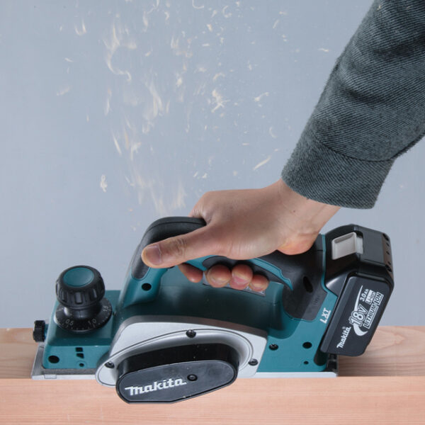 MAKITA 18V Planer 3-1/4&quot; (Tool Only) 2