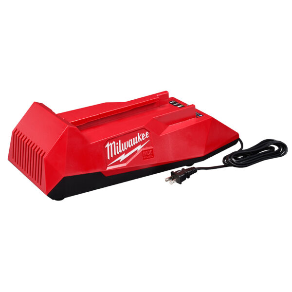 MILWAUKEE MX FUEL™ Charger 2