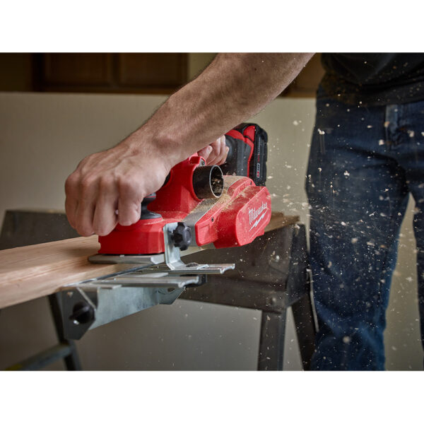 MILWAUKEE® M18™ 3-1/4" Planer (Tool Only) 7