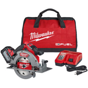 Milwaukee 7-1/4" circular saw, Milwaukee battery, a battery charger, and a contractor's bag