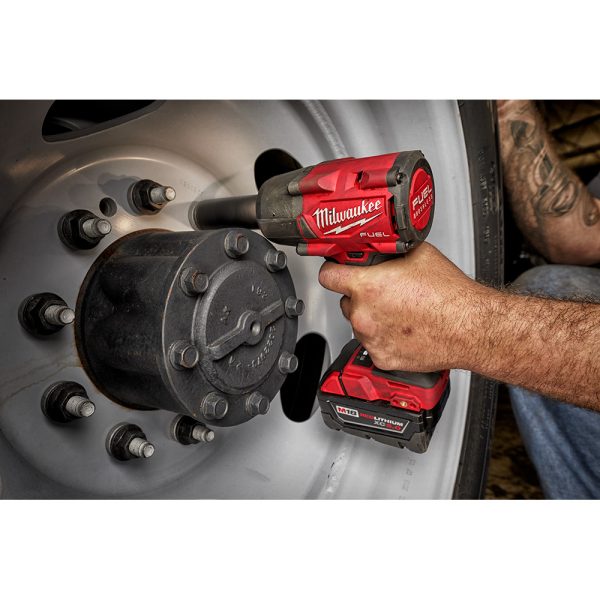 MILWAUKEE® M18 FUEL™ 3/8 Mid-Torque Impact Wrench w/ Friction Ring (Tool Only) 11