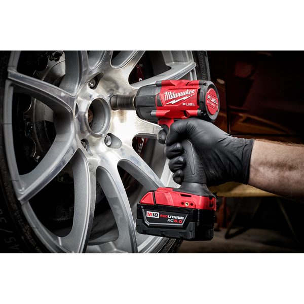 MILWAUKEE® M18 FUEL™ 3/8 Mid-Torque Impact Wrench w/ Friction Ring (Tool Only) 8
