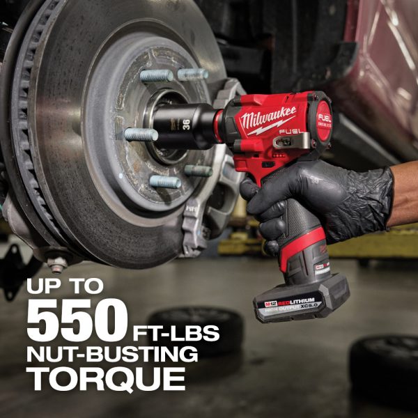 MILWAUKEE M12 FUEL™ Stubby 1/2" Impact Wrench - Image 6