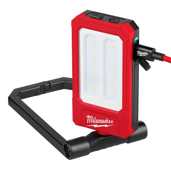 MILWAUKEE Rechargeable Low-Profile Magnetic Task Light - Image 3