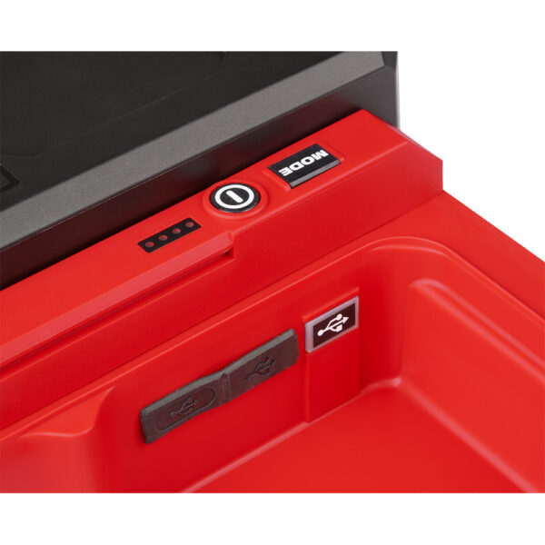 MILWAUKEE M12™ PACKOUT™ Flood Light w/ USB Charging - Image 5