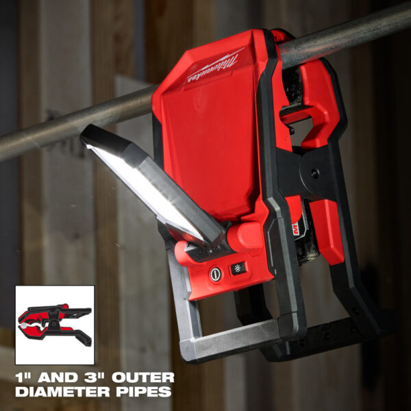 MILWAUKEE M18™ ROVER™ Clamping Flood Light 6