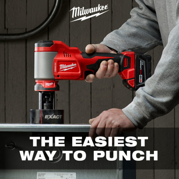 MILWAUKEE M18™ FORCE LOGIC™ 10T Knockout Tool 1/2" - 2" Kit - Image 8