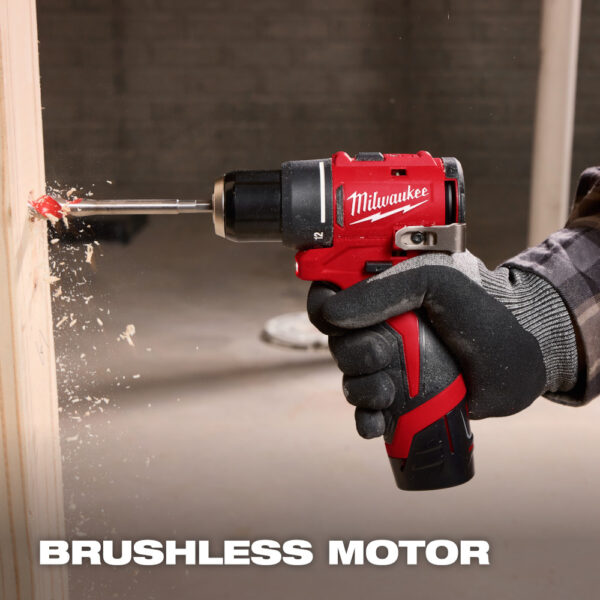 MILWAUKEE M12™ Subcompact Brushless 3/8" Drill/Driver Kit - Image 7
