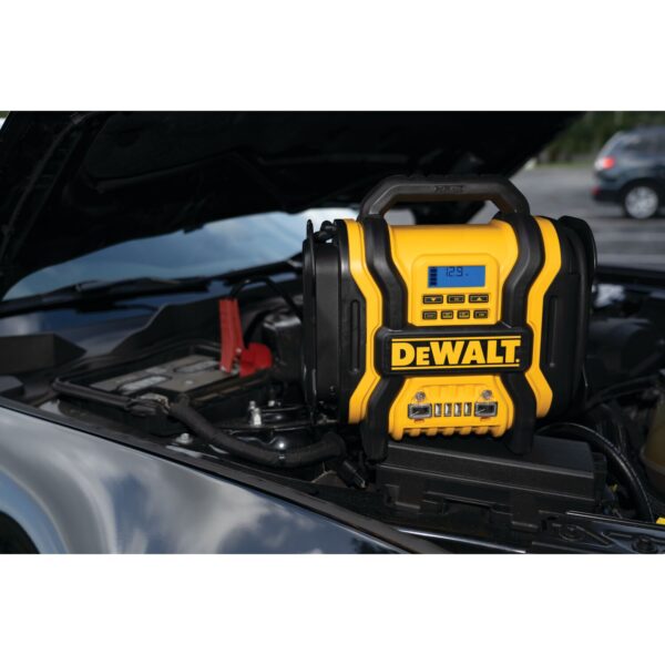 Dewalt 2000A Jump Starter/Air Compressor 120 PSI, Dual AC Outlets 500W Output - Image 4