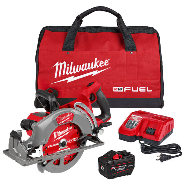 MILWAUKEE M18 FUEL™ 7-1/4" Rear Handle Circular Saw Kit including a saw, a battery, a charger, and a kit bag
