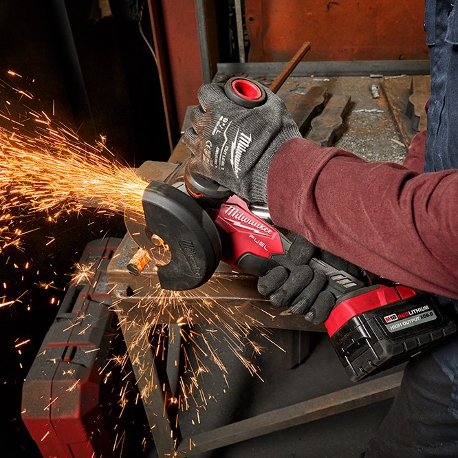 MILWAUKEE M18 FUEL™ 4-1/2" / 5" Grinder Paddle Switch, No-Lock (Tool Only) - Image 8