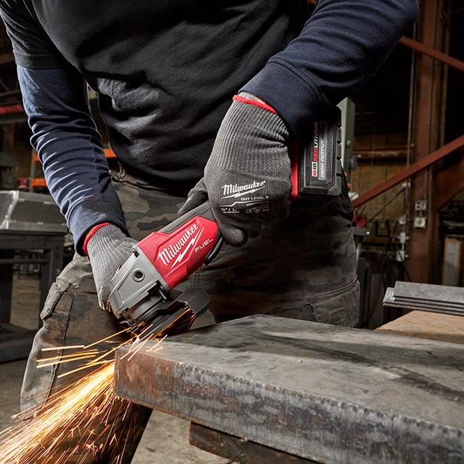 MILWAUKEE M18 FUEL™ 4-1/2" / 5" Braking Grinder Paddle Switch, No-Lock FORGE Kit - Image 6