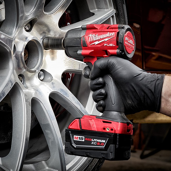 MILWAUKEE® M18 FUEL™ 1/2" Mid-Torque Impact Wrench w/ Friction Ring (Tool Only) - Image 9