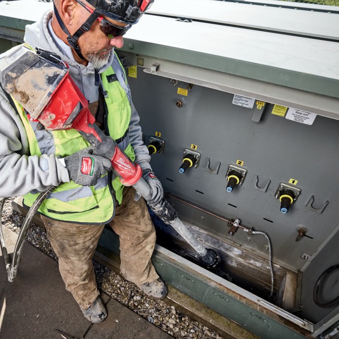 MILWAUKEE M18™ Brushless Stick Transfer Pump - Image 11