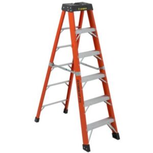 Featherlite 6806-AA 6 ft fibreglass stepladder 375 lb Grade 1AA, front angled full ladder view showing tool top and aluminum steps, non-conductive ladder product image