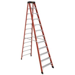 Featherlite 6812-AA 12 ft fibreglass stepladder 375 lb Grade 1AA, front angled full ladder view showing tool top and aluminum steps, non-conductive ladder product image